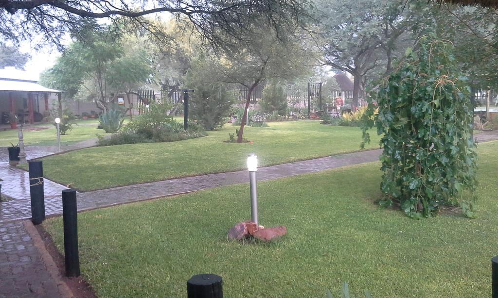 Xain Quaz Camp Hotel Gobabis Eksteriør billede