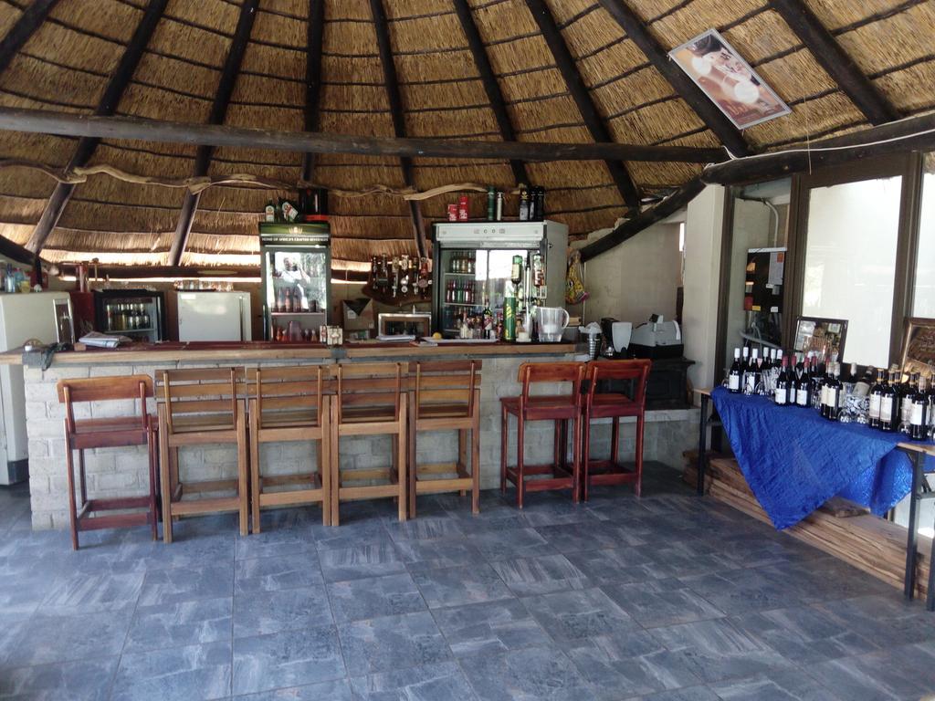 Xain Quaz Camp Hotel Gobabis Eksteriør billede