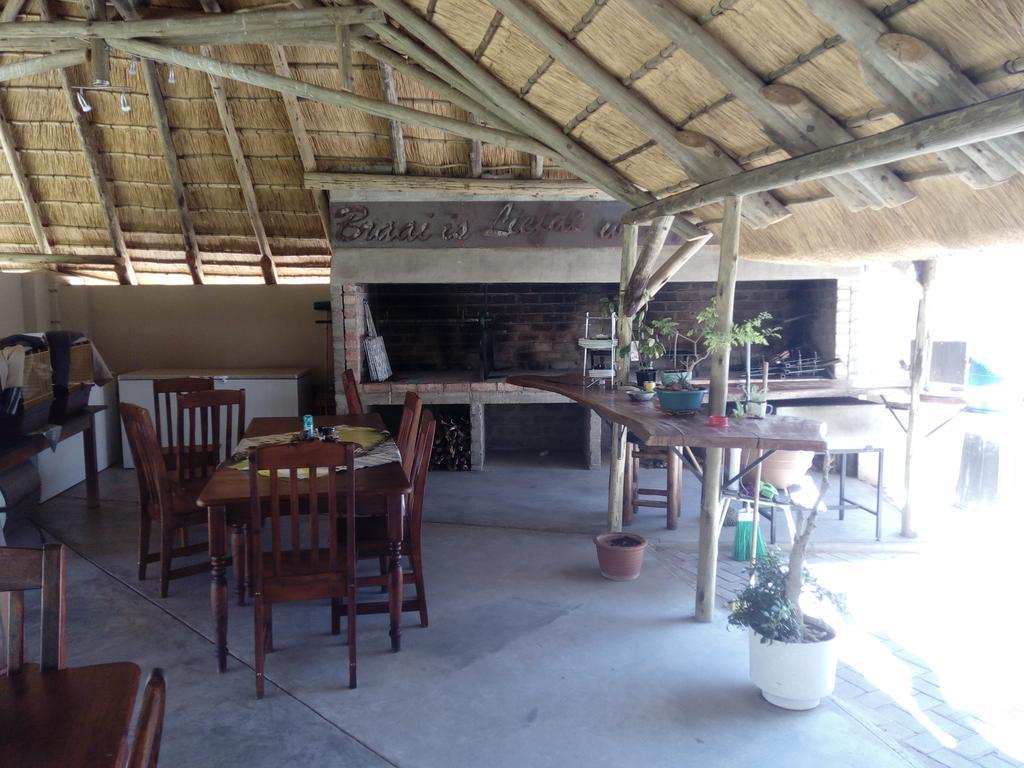 Xain Quaz Camp Hotel Gobabis Eksteriør billede