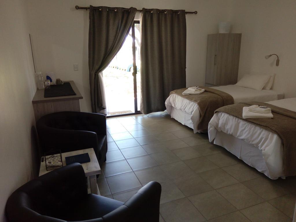 Xain Quaz Camp Hotel Gobabis Eksteriør billede